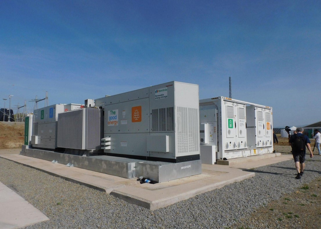 El Campo Arañuelo alberga la mayor batería de almacenamiento de energía de España