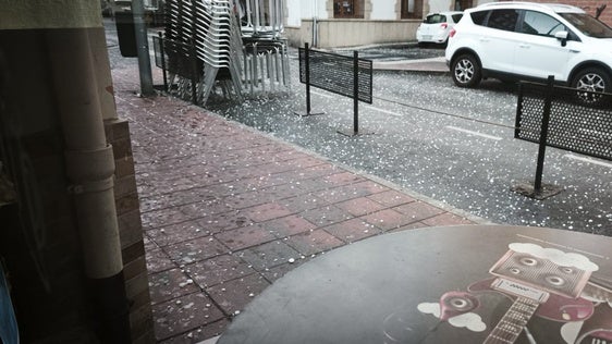 Tormenta con granizo en Navalmoral