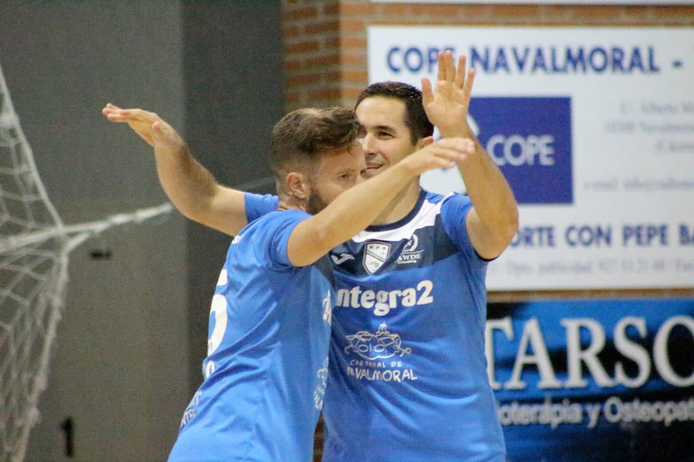 Nando y De la Cuerda, goleadores del equipo de Navalmoral 
