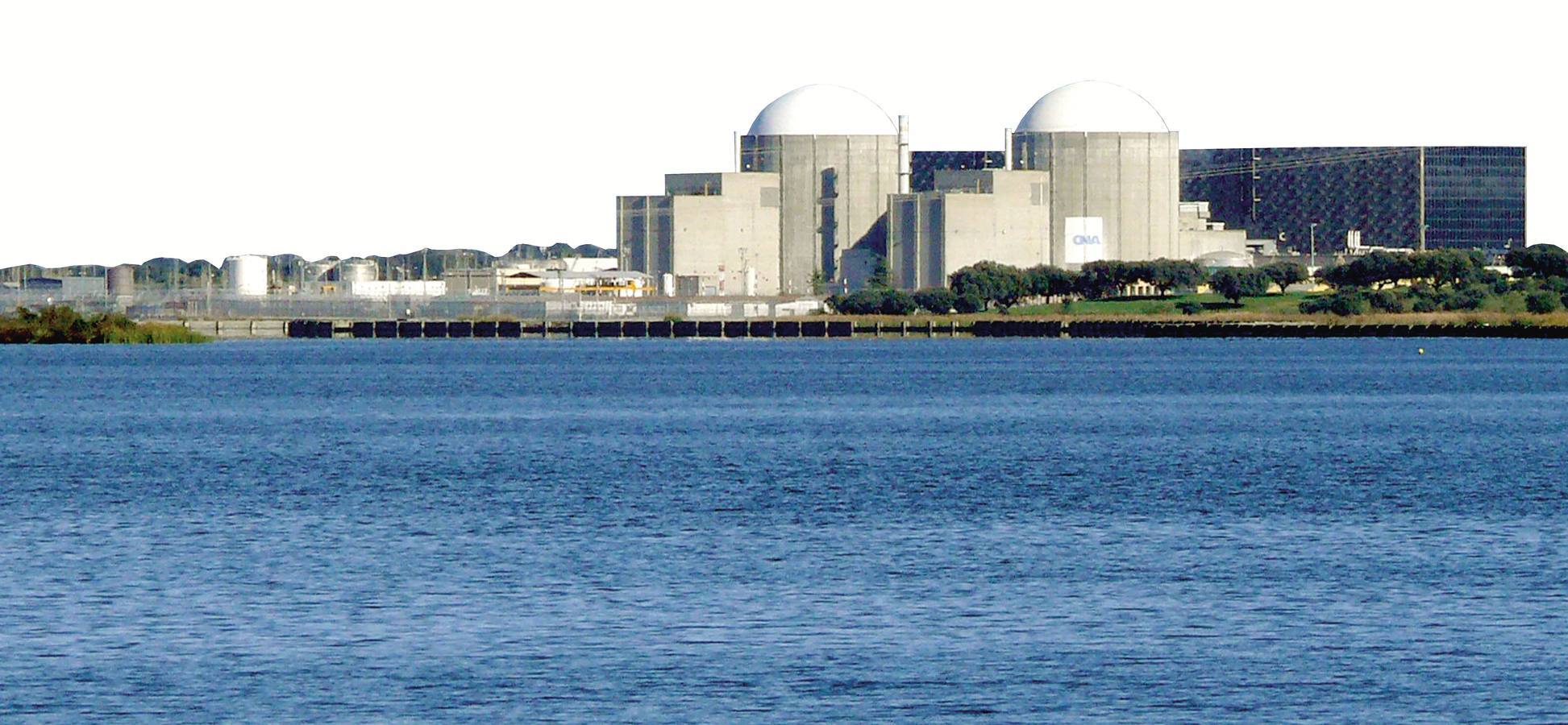 Conato de incendio en uno de los generadores diésel de la central nuclear de Almaraz