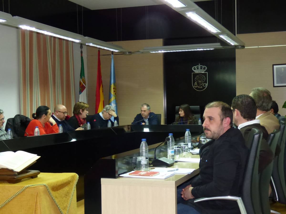 La virgen de las Angustias no será, por ahora, alcaldesa perpetua