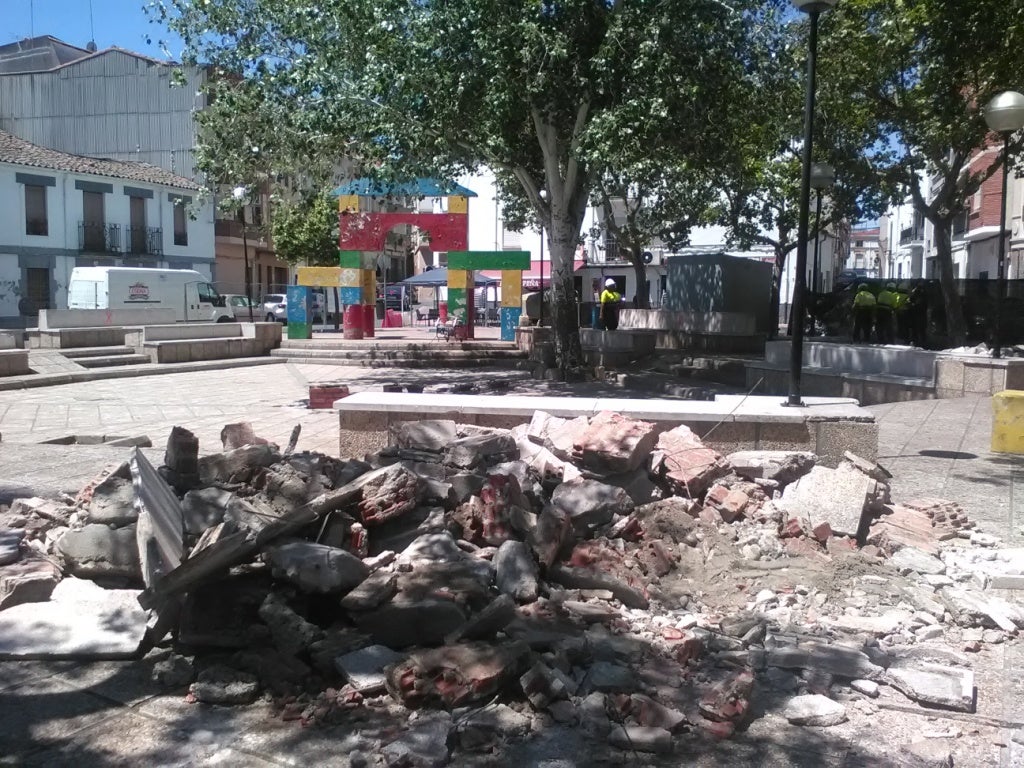 Ya están en marcha las obras de la plaza de los Colorines