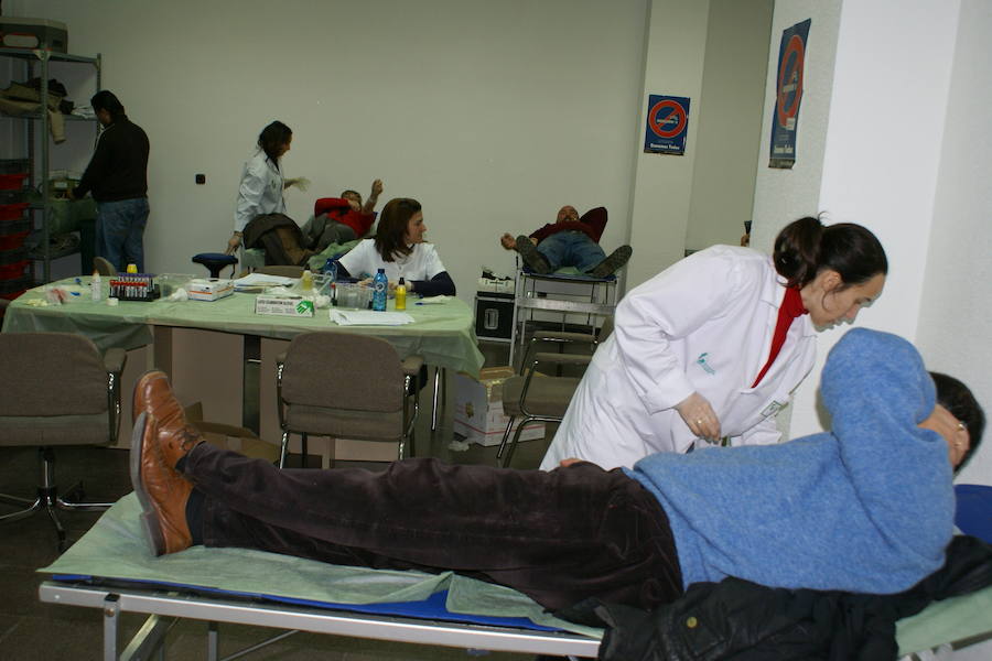 Donantes de sangre en una extracción realizada en Navalmoral 