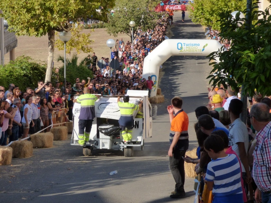 La III Carrera de Autos Locos se celebrará en la tarde del sábado 1 de octubre 