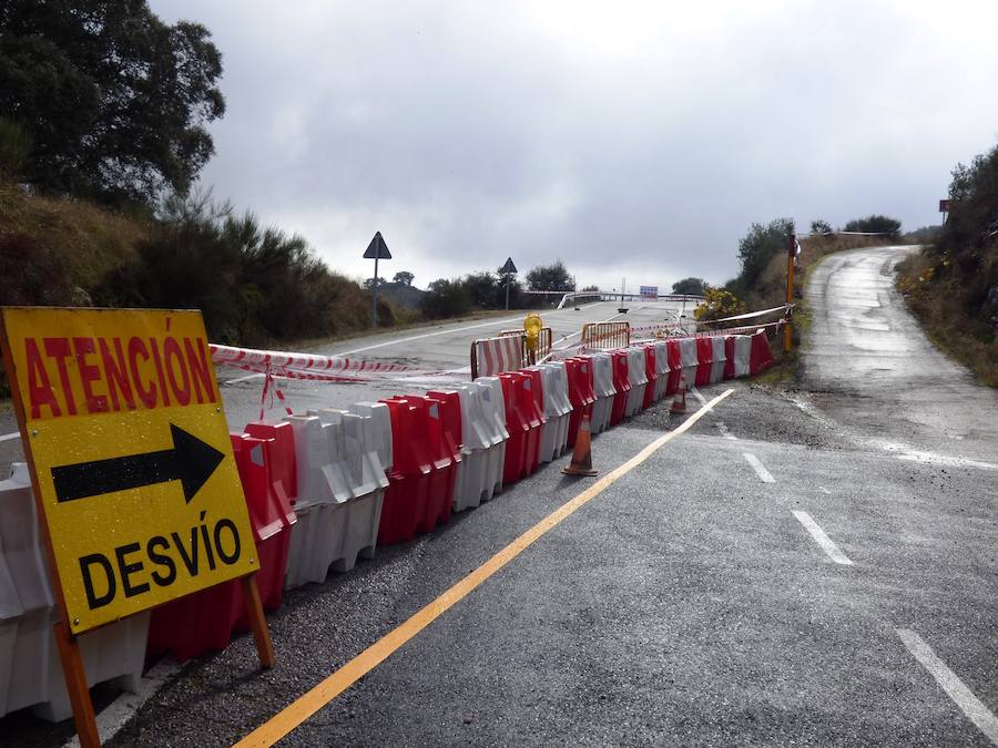 "Se veía venir", dicen los vecinos cercanos a la carretera cortada en los Ibores