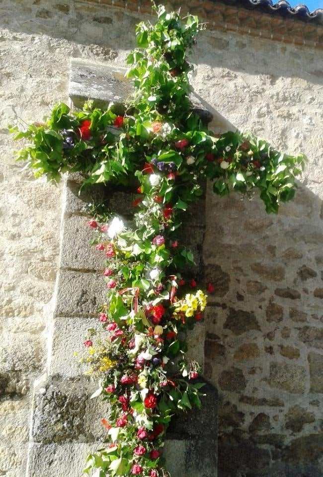 La Cruz de Mayo, una tradición de siglos que en Navalmoral se recuperó en 2003