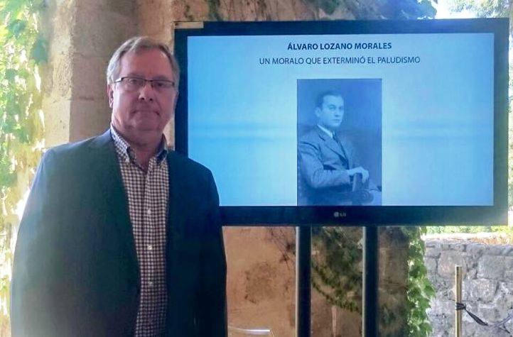 Jesús Lozano, asesor del curso y foto de familia de ponentes y participantes 