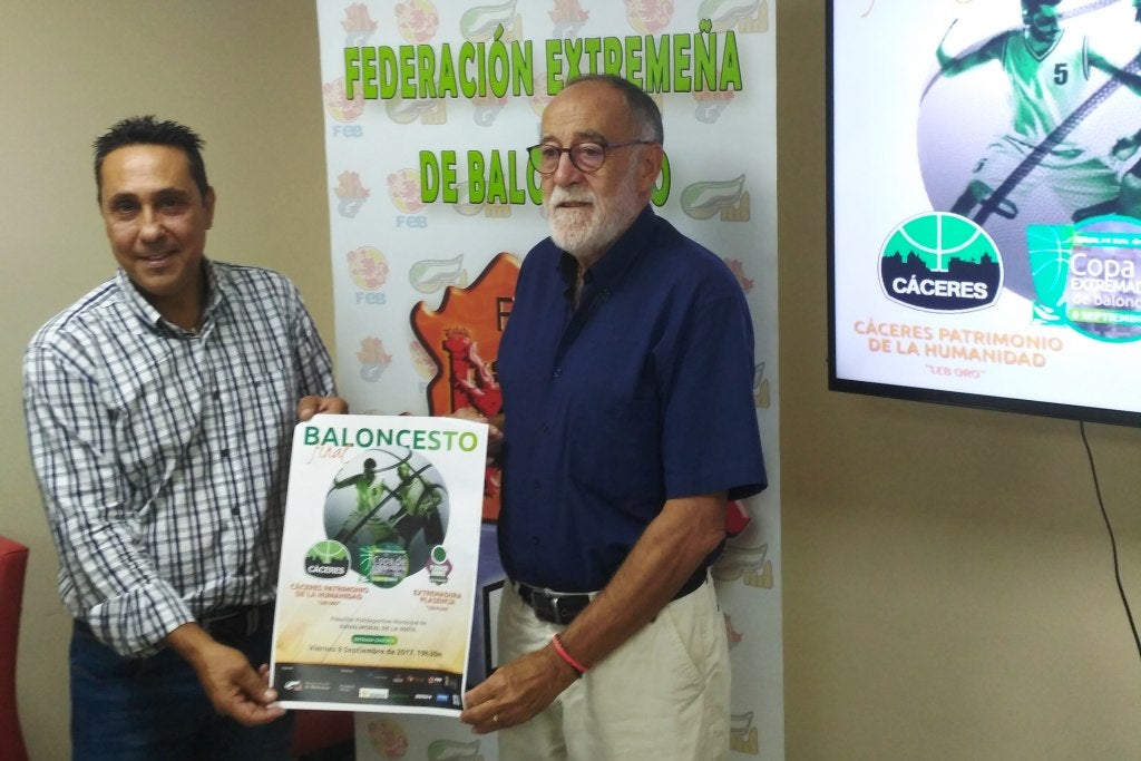 Alfredo Vizcaíno y Jesús Luis Blanco en la presentación del partido 