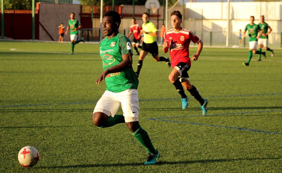 El Moralo refuerza su liderato en una gran segunda mitad en la que golea al Montijo, 4-1