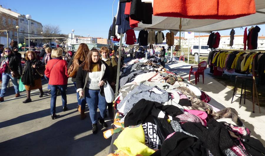 En marcha el nuevo mercadillo