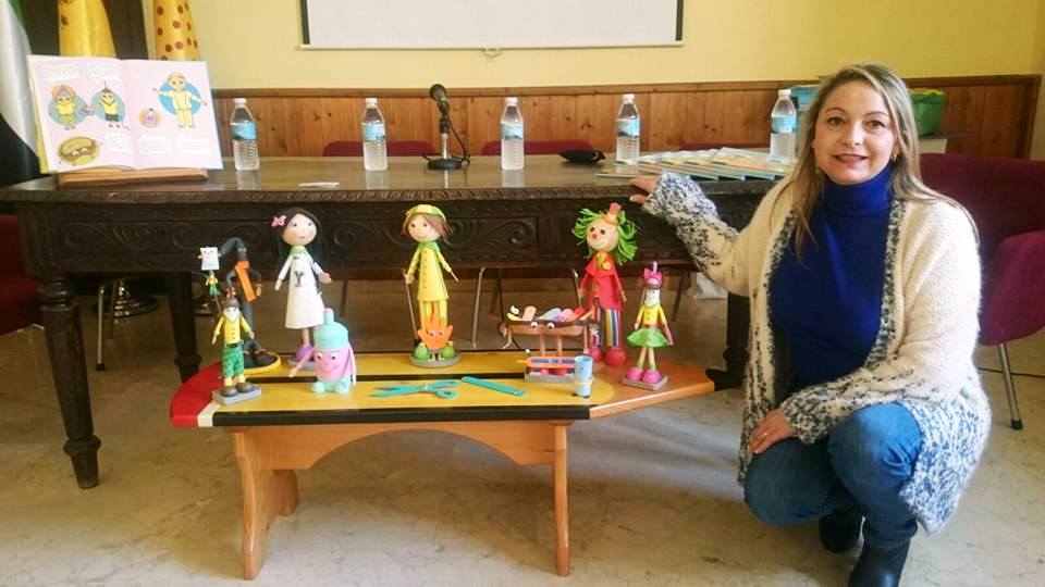 María Rosa González Carrera recurre al 'crowdfunding' para reeditar 'Cuentos de Hospitalandia'