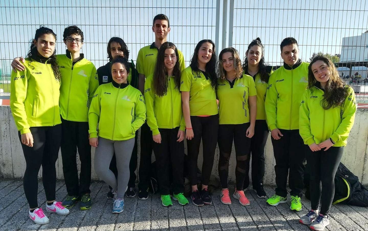 El Club Natación Moralo, quinto en hombres y mujeres en Segunda División de la Copa de Clubes