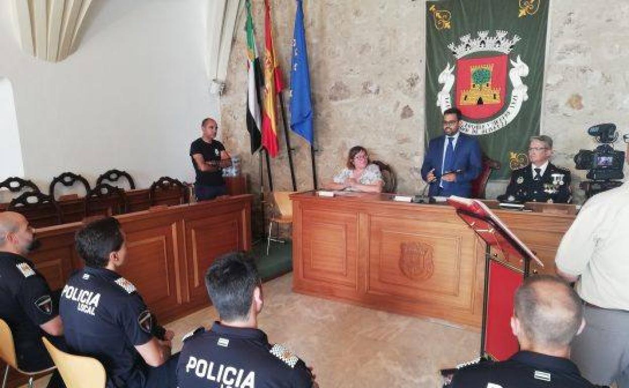 La Policía Local de Olivenza amplía su plantilla con cuatro nuevos agentes