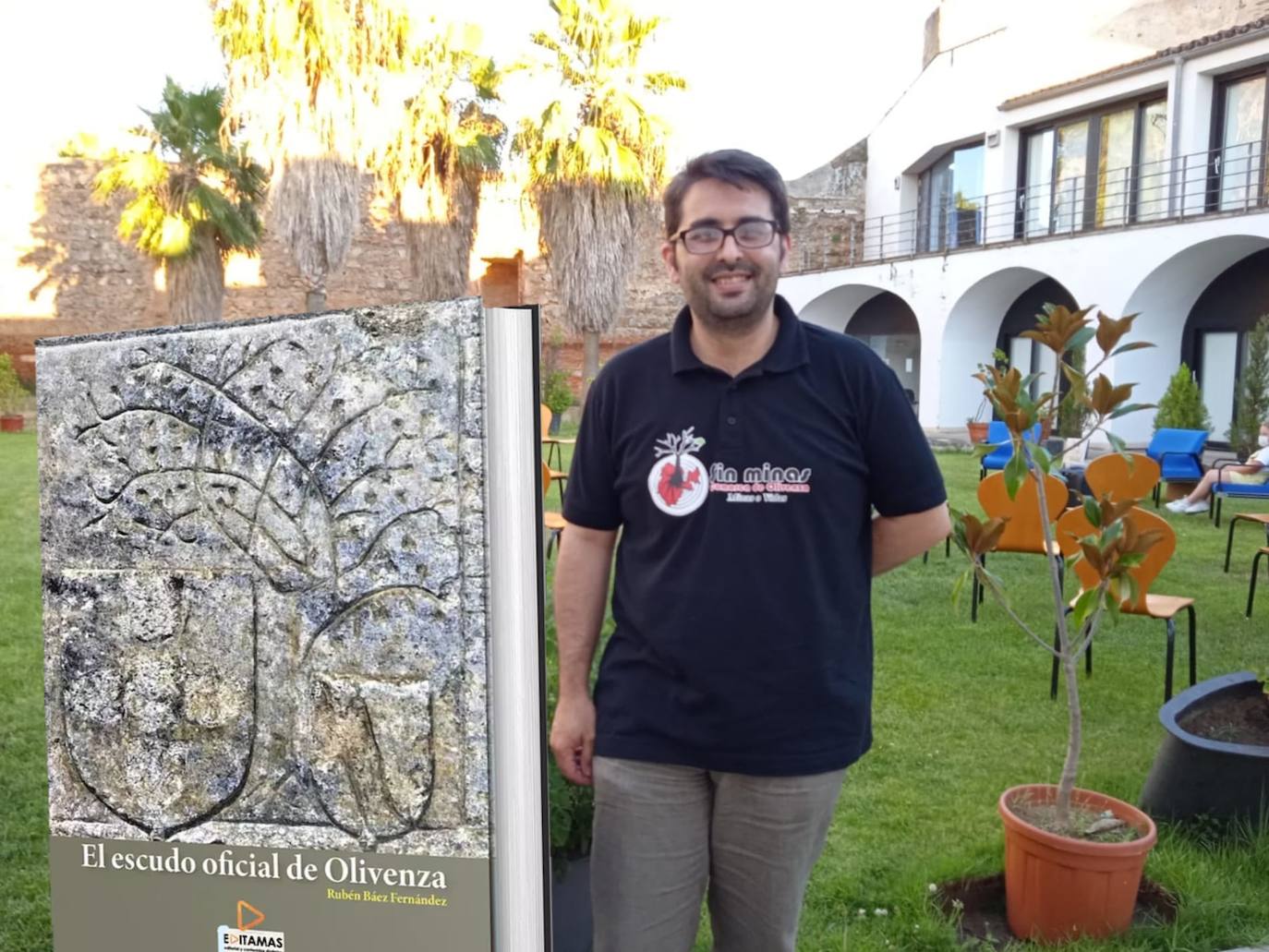 Rubén Báez, el día de la presentación del libro en Olivenza. 