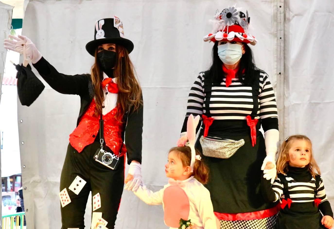 Con el desfile infantil dio comienzo el Carnaval oliventino. 