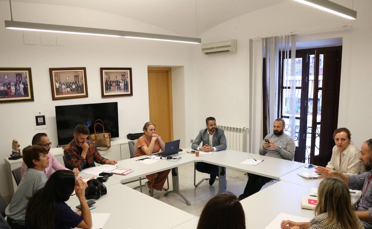 La Mesa General de Negociación pactará un nuevo acuerdo marco para los empleados públicos del Ayuntamiento