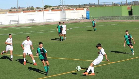 El Ayuntamiento fleta un autobús para asistir al partido del Infantil GMD Olivenza en Gévora