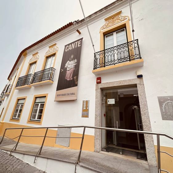 El Museo firma un acuerdo de colaboración con el municipio portugués de Ferreira do Alentejo