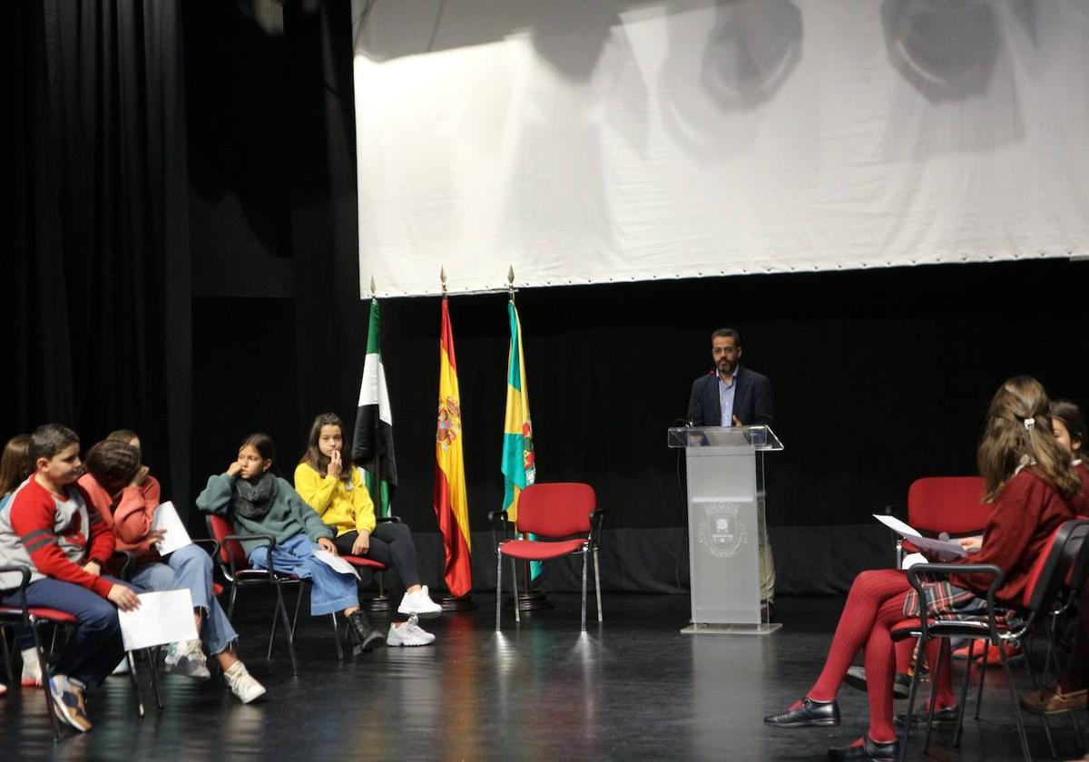 VII Pleno Infantil en la Casa de la Cultura.