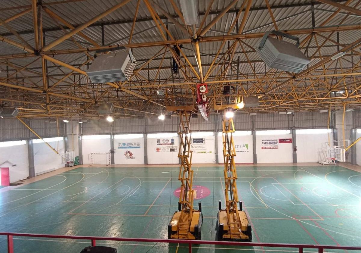 Obras de sustitución de la cubierta del pabellón.