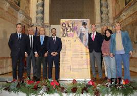 Autoridades presentes en el acto.