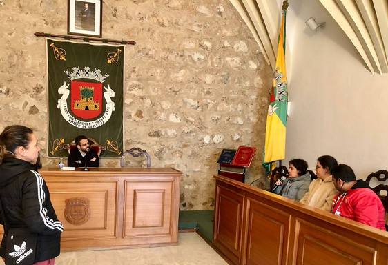 Usuarios de Plena Inclusión solicitan al alcalde una residencia de mayores con discapacidad