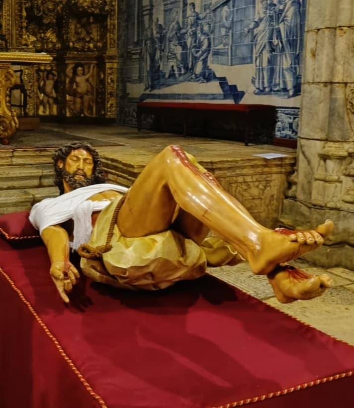 Los actos de la Semana Santa estuvieron supeditados por la lluvia