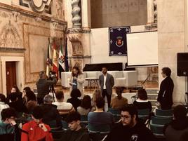 Momento de la intervención de la presidenta de Aderco.