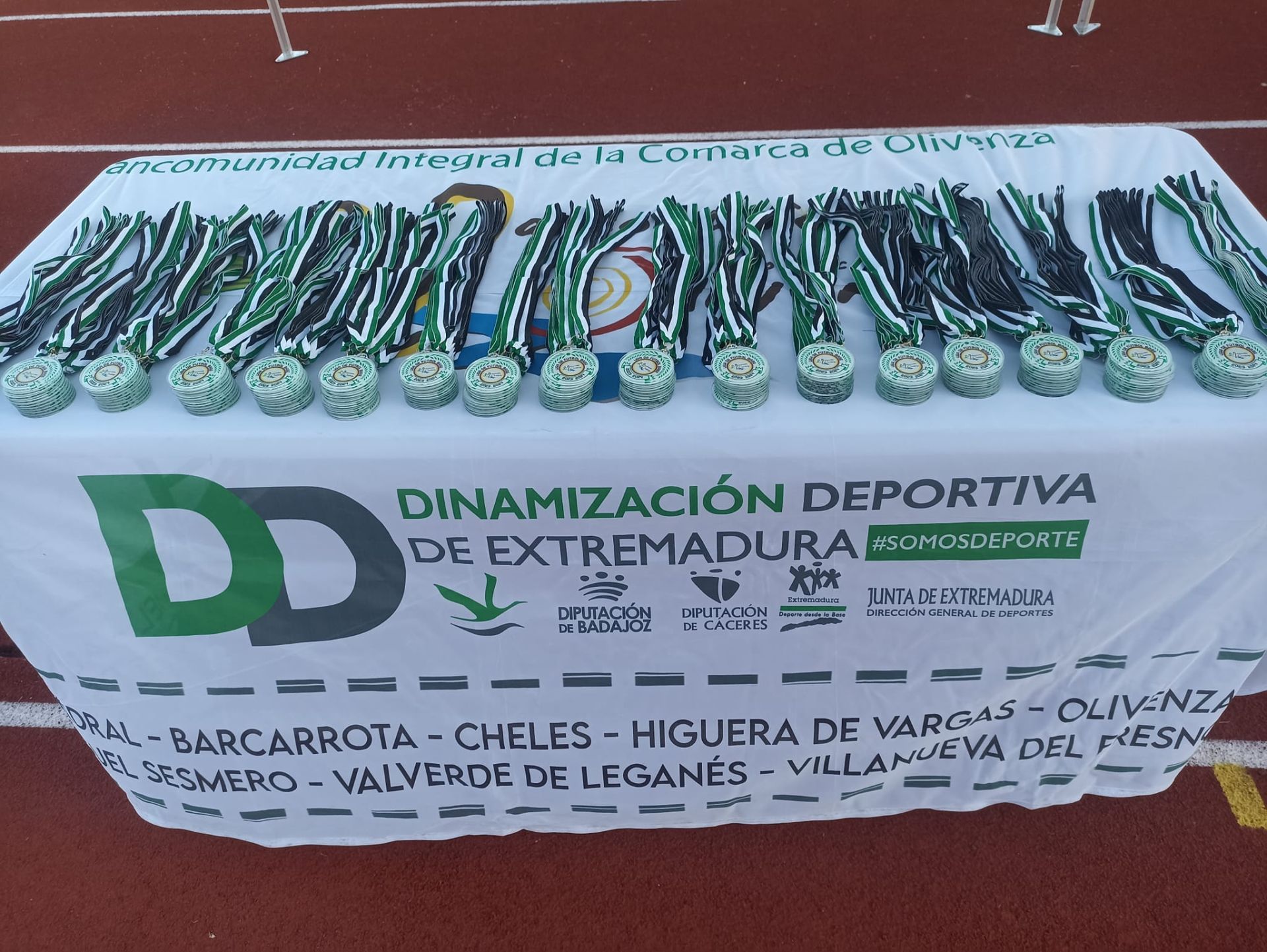 La clausura de la VII Liga de Fútbol reunió a casi 400 deportistas de la Comarca