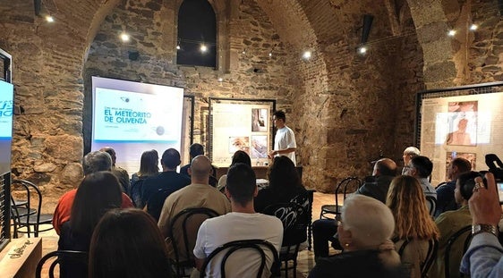 Carlos Mora, habló del meteorito de Olivenza al cumplirse 100 años