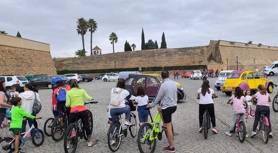 La carrera 'Sobre ruedas' de la Ampa contó con una gran participación