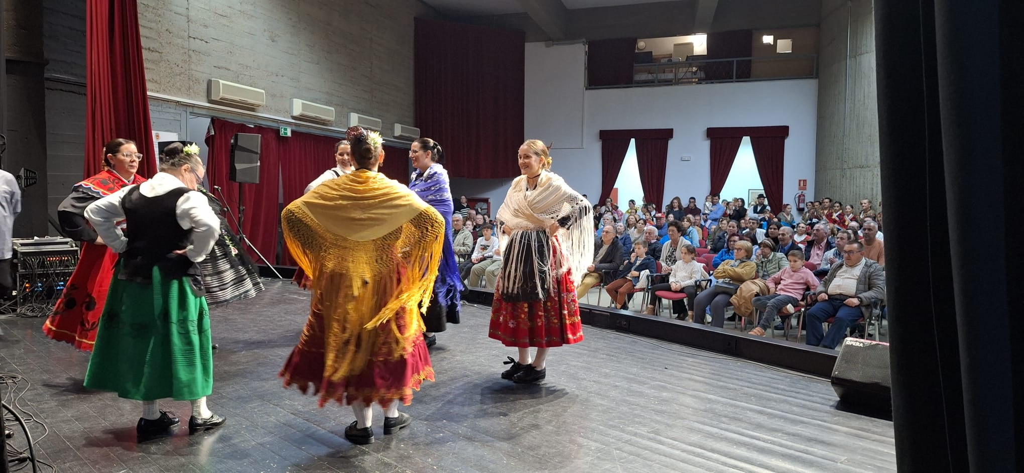 Lo mejor del folclore regional se reunió en el Festival para la Inclusión 'Romero y Espinosa'