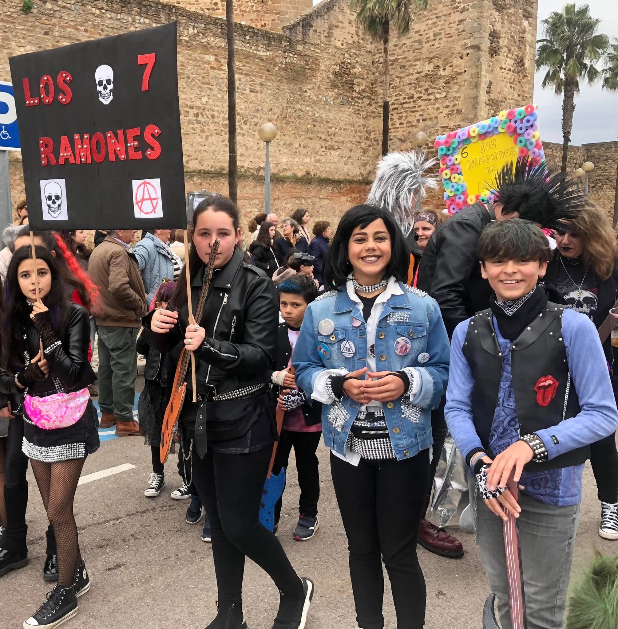 El mal tiempo no consiguió disminuir las ganas de carnaval de los oliventinos