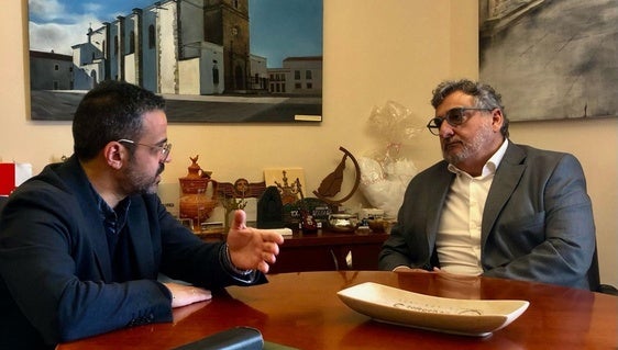 El regidor recibe al secretario general de la Unión de las Ciudades de Lengua Portuguesa
