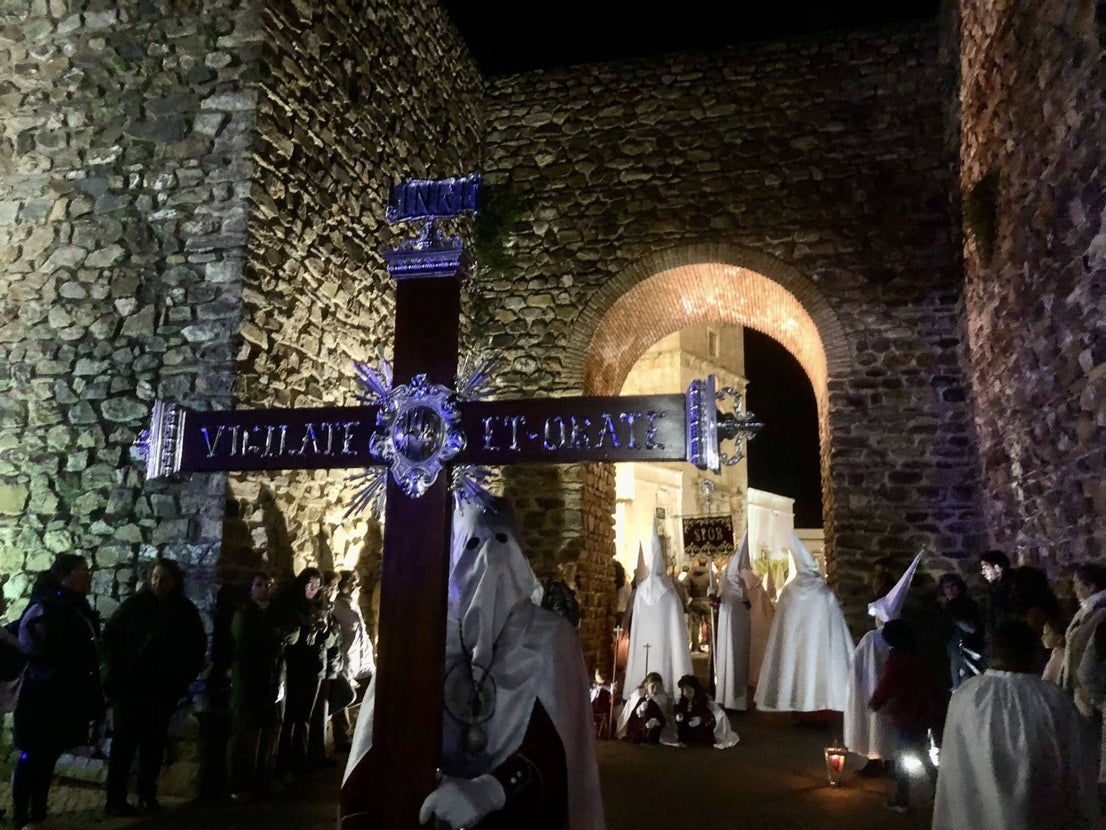 Jesús Orando en el Huerto estrenó nuevos faldones el martes Santo