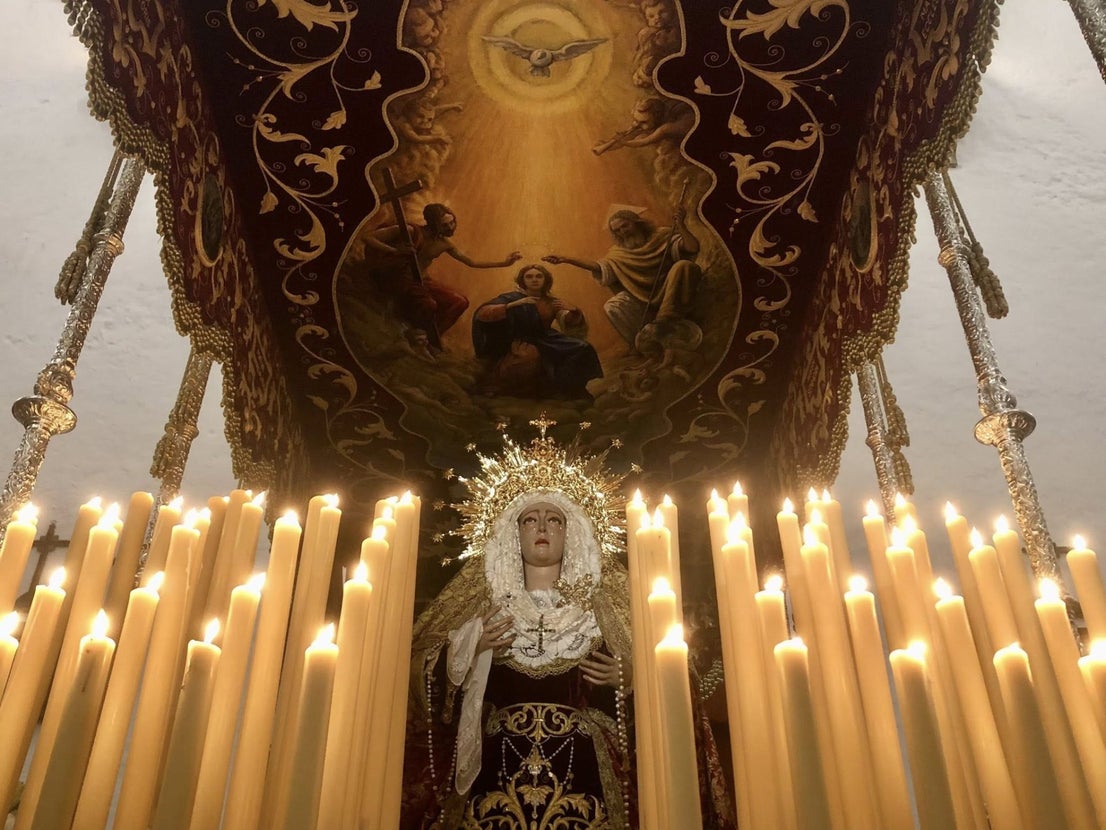 Jesús Orando en el Huerto estrenó nuevos faldones el martes Santo