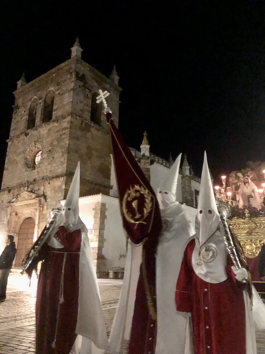 Jesús Orando en el Huerto estrenó nuevos faldones el martes Santo