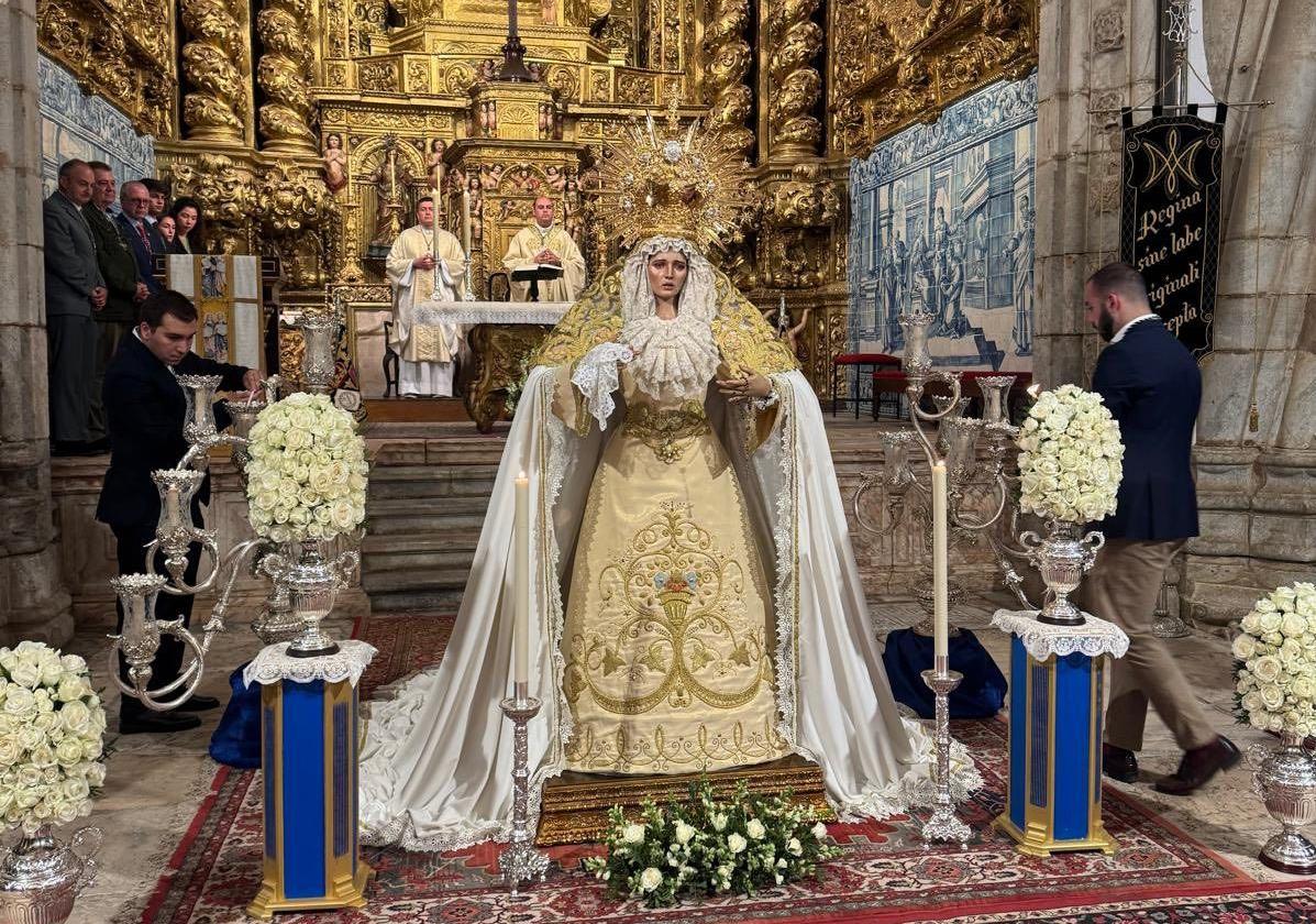 La talla fue bendecida el pasado 3 de mayo.