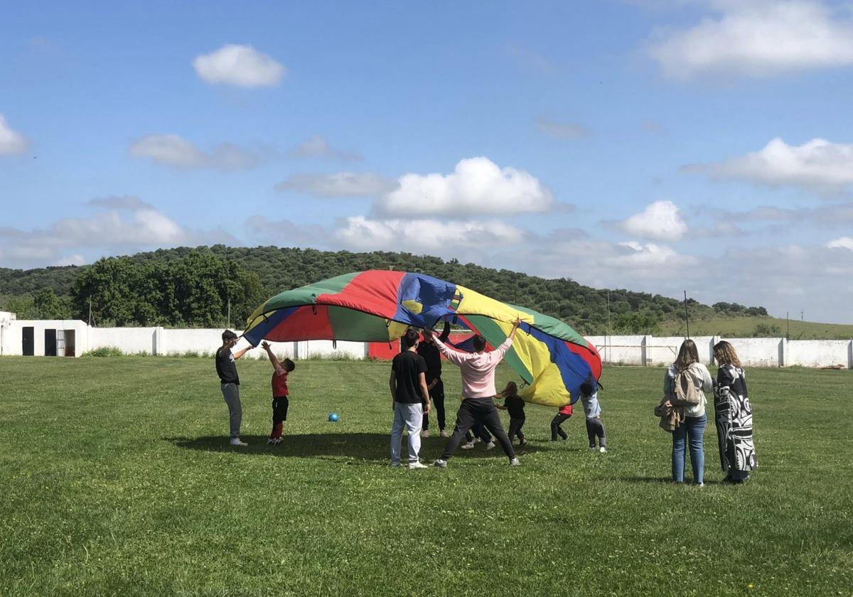 San Jorge celebra el Día del Colegio Rural con actividades lúdicas y educativas