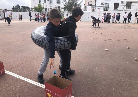 'El mar' fue el tema sobre el que giró el Día del Centro del CEIP F. Ortiz