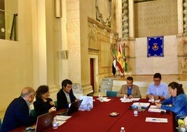 Algunos de los asistentes a la reunión.