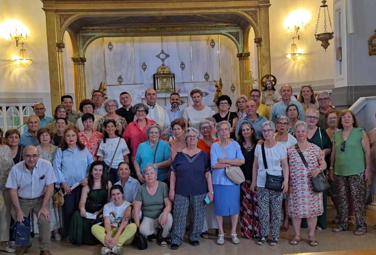 Los antiguos alumnos de las Escuelas Parroquiales celebran la 32º fiesta de convivencia