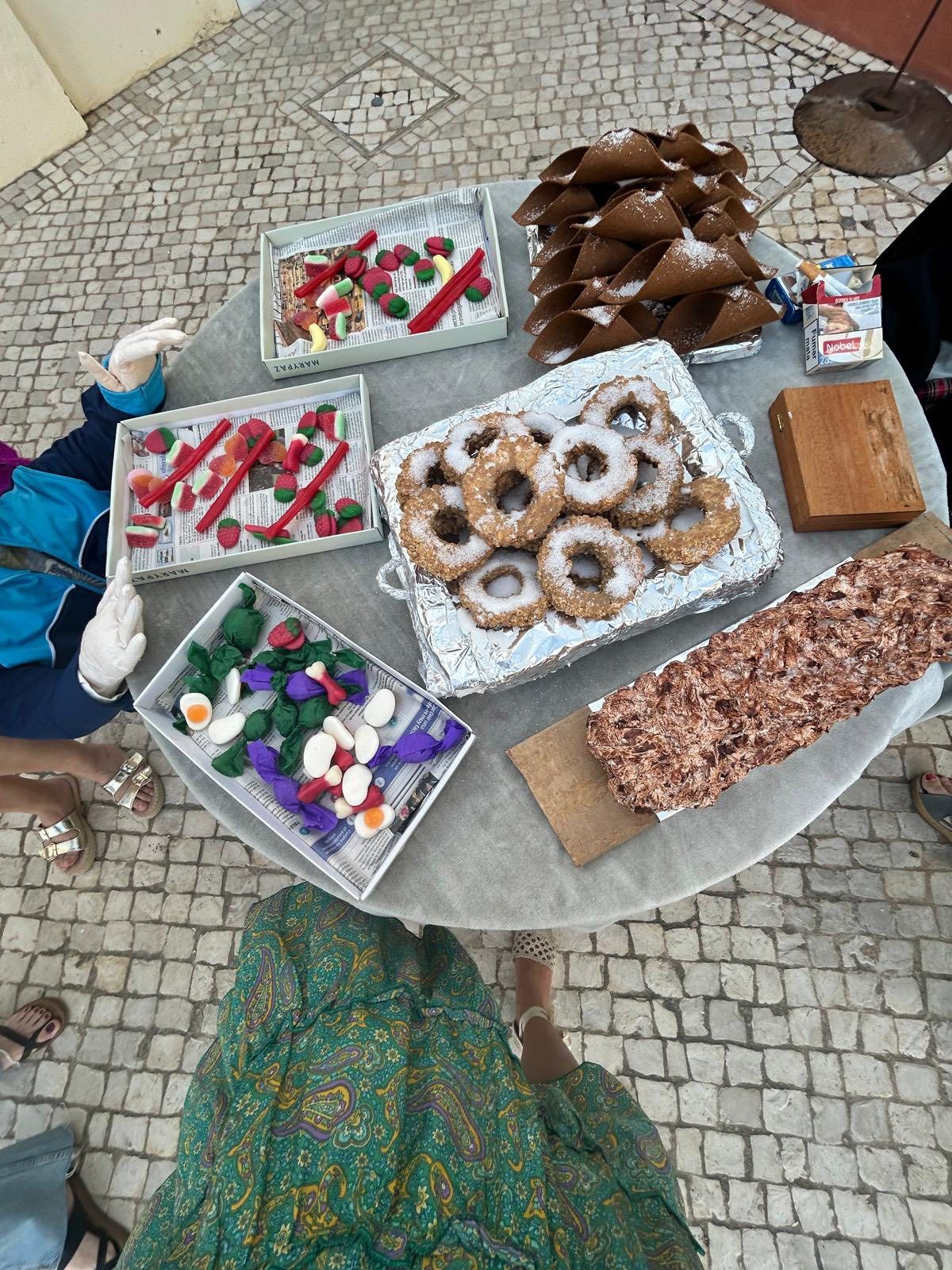 La Asociación de Costaleros 'Los Obreros' gana el concurso de Muñecas de San Juan con 'Lembranças'