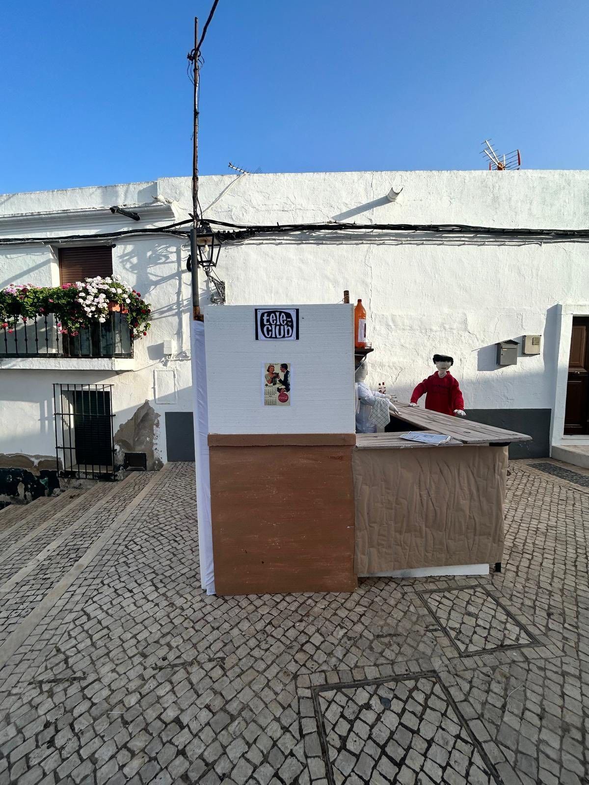 La Asociación de Costaleros 'Los Obreros' gana el concurso de Muñecas de San Juan con 'Lembranças'