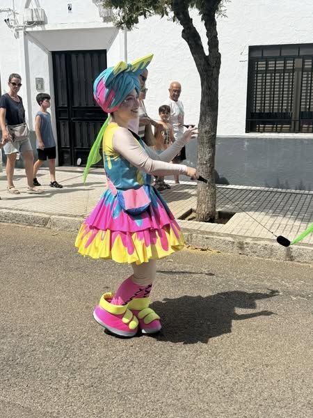 La carrera de autos locos llenó de diversión la feria de La Farrapa