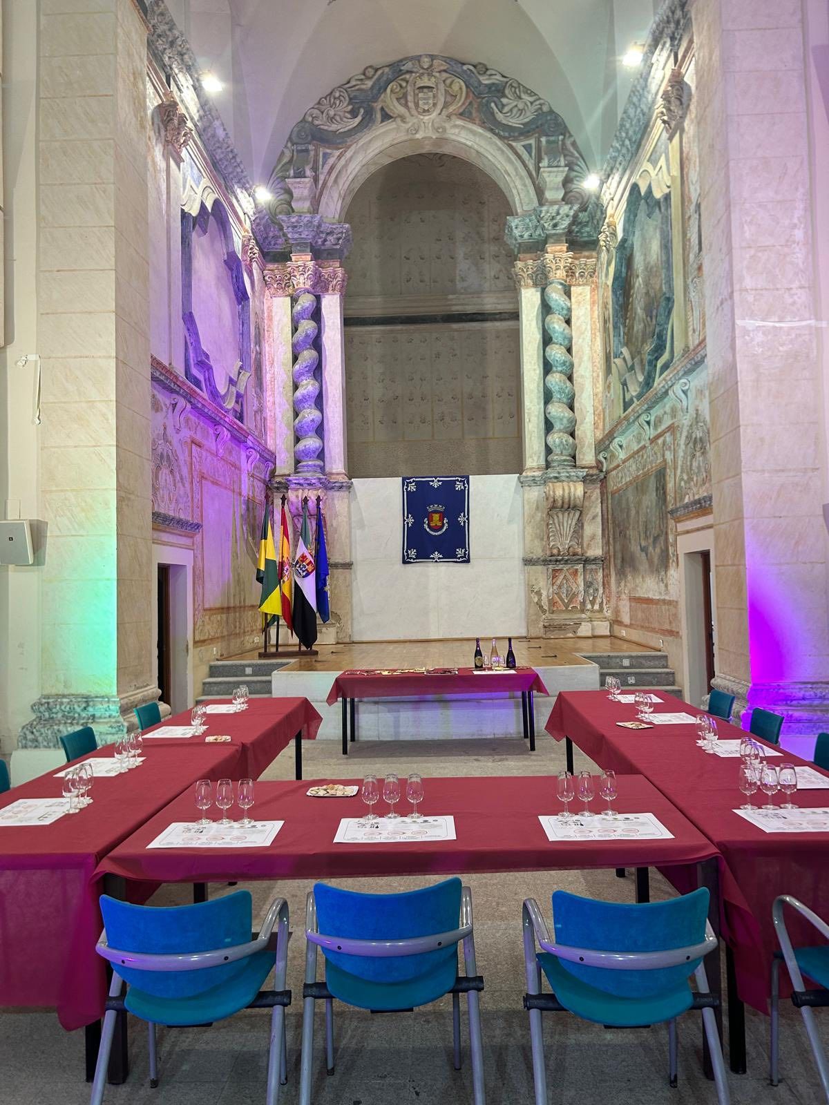 El arte en diferentes facetas fue el protagonista de una nueva edición de 'Olivenza Lúcida'