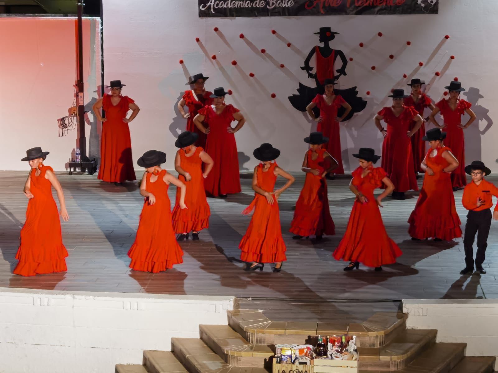 'Rojo Compás' desborda arte y emoción en el Festival de Aire Flamenco