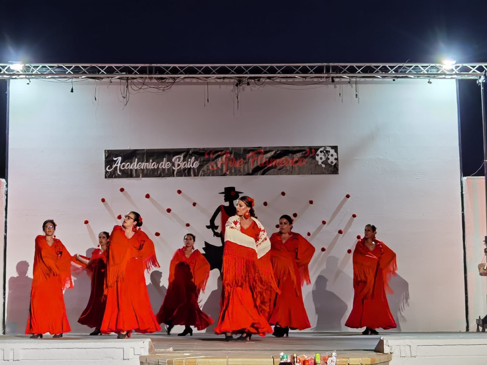 'Rojo Compás' desborda arte y emoción en el Festival de Aire Flamenco