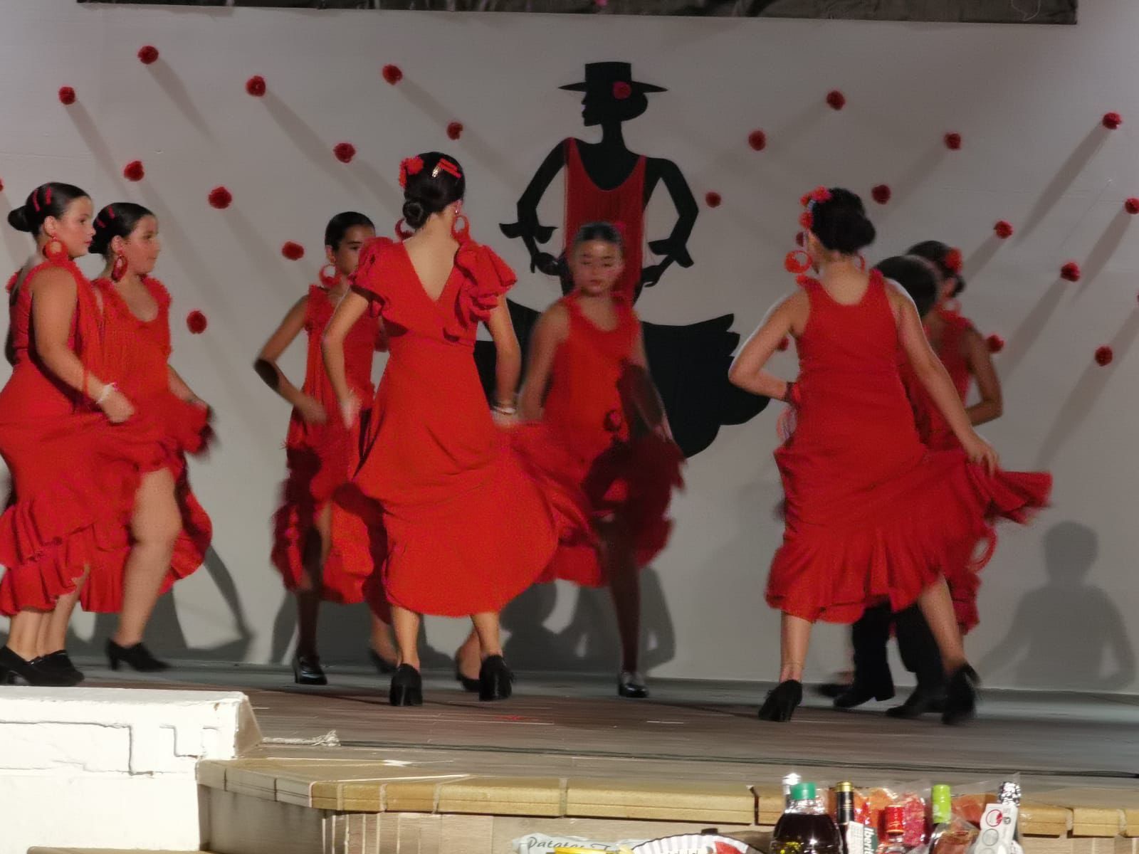 'Rojo Compás' desborda arte y emoción en el Festival de Aire Flamenco