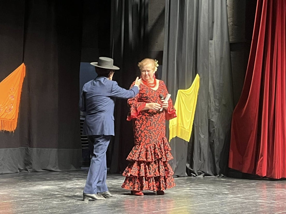 La copla brilló en Olivenza con las 'Raparigas' y la Asociación 'La Esperanza'